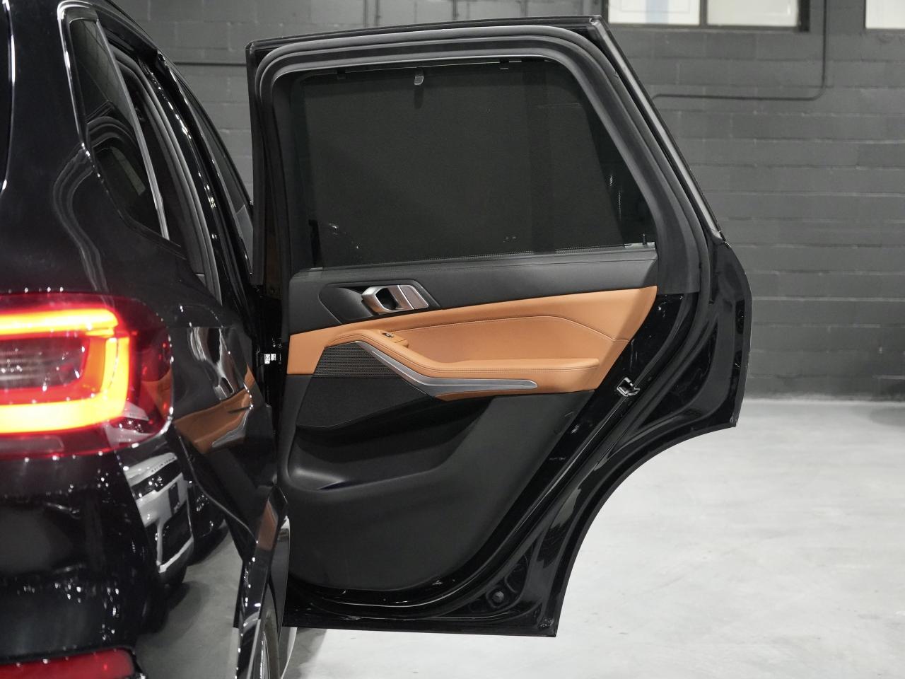 2022 BMW X5 xDrive40i/PANO/HUD/360 CAM/DRIVE ASSIST/1-OWNER Photo