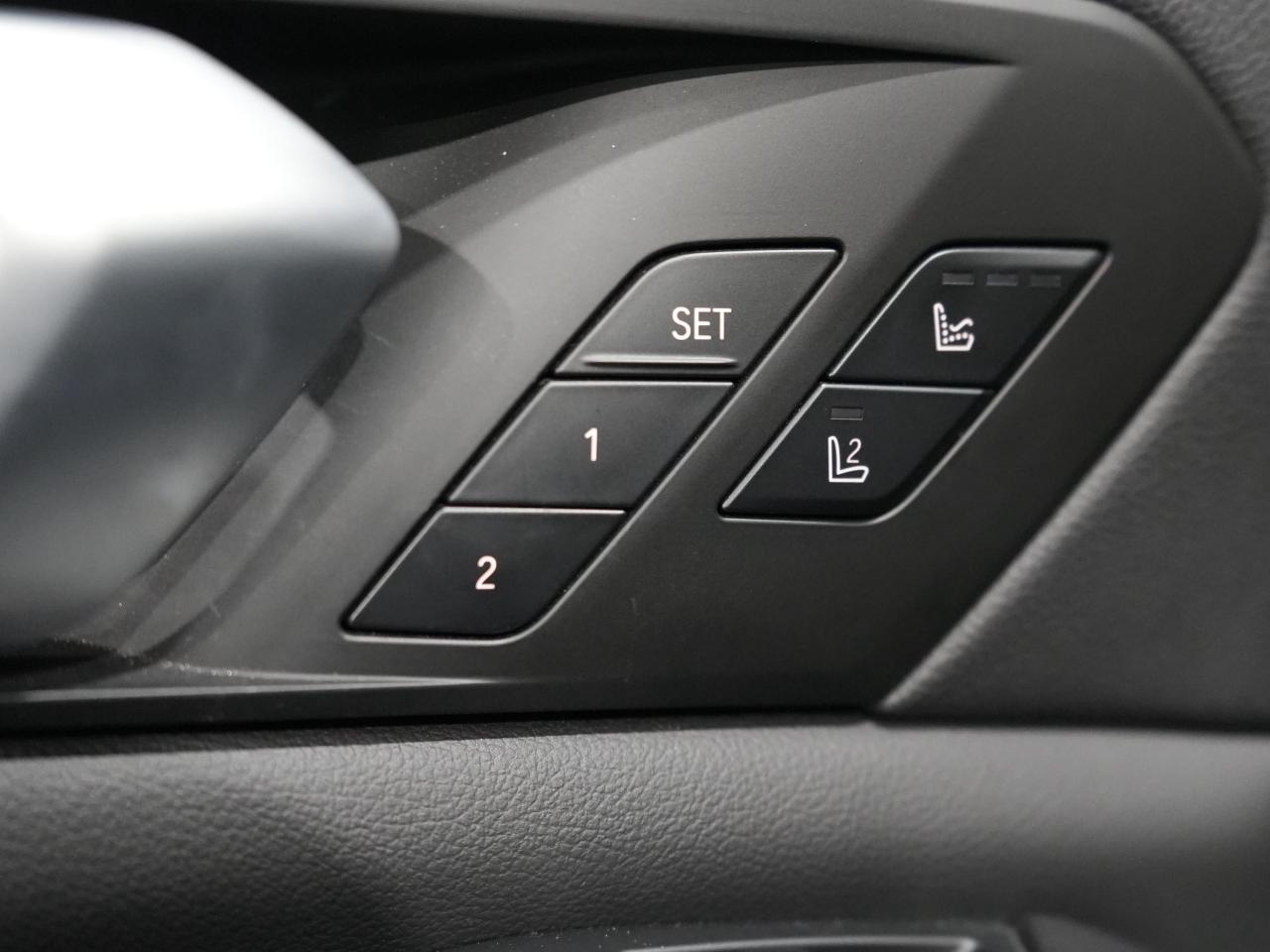 2022 BMW X5 M50i/PANO/HUD/22 IN RIM/HARMAN K/360CAM/CARPLAY Photo