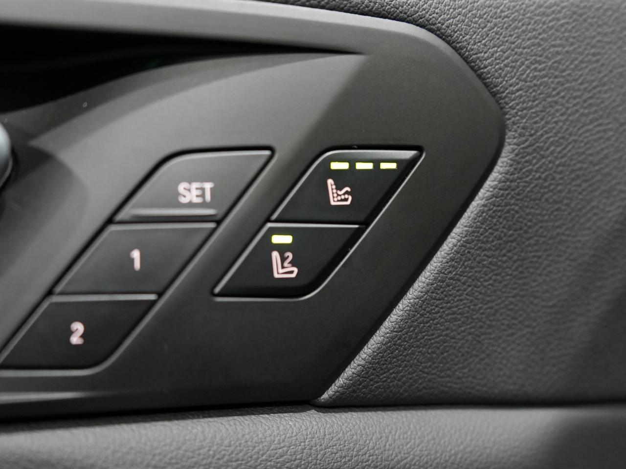 2022 BMW X5 M50i/PANO/HUD/22 IN RIM/HARMAN K/360CAM/CARPLAY Photo