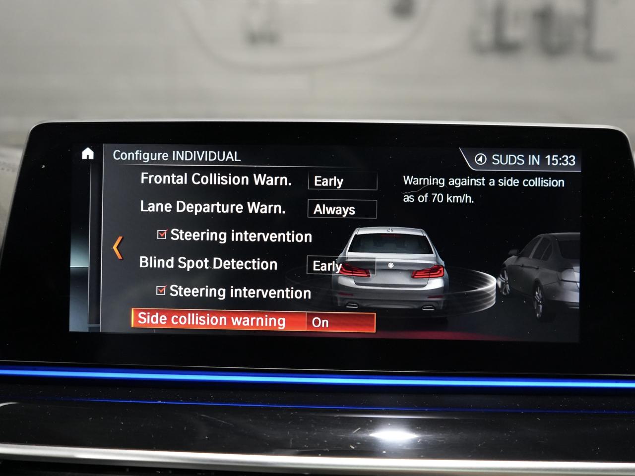 2019 BMW 5 Series M550i xDrive /HUD/360CAM/DRIVE ASSIST/ROOF/1-OWNER Photo