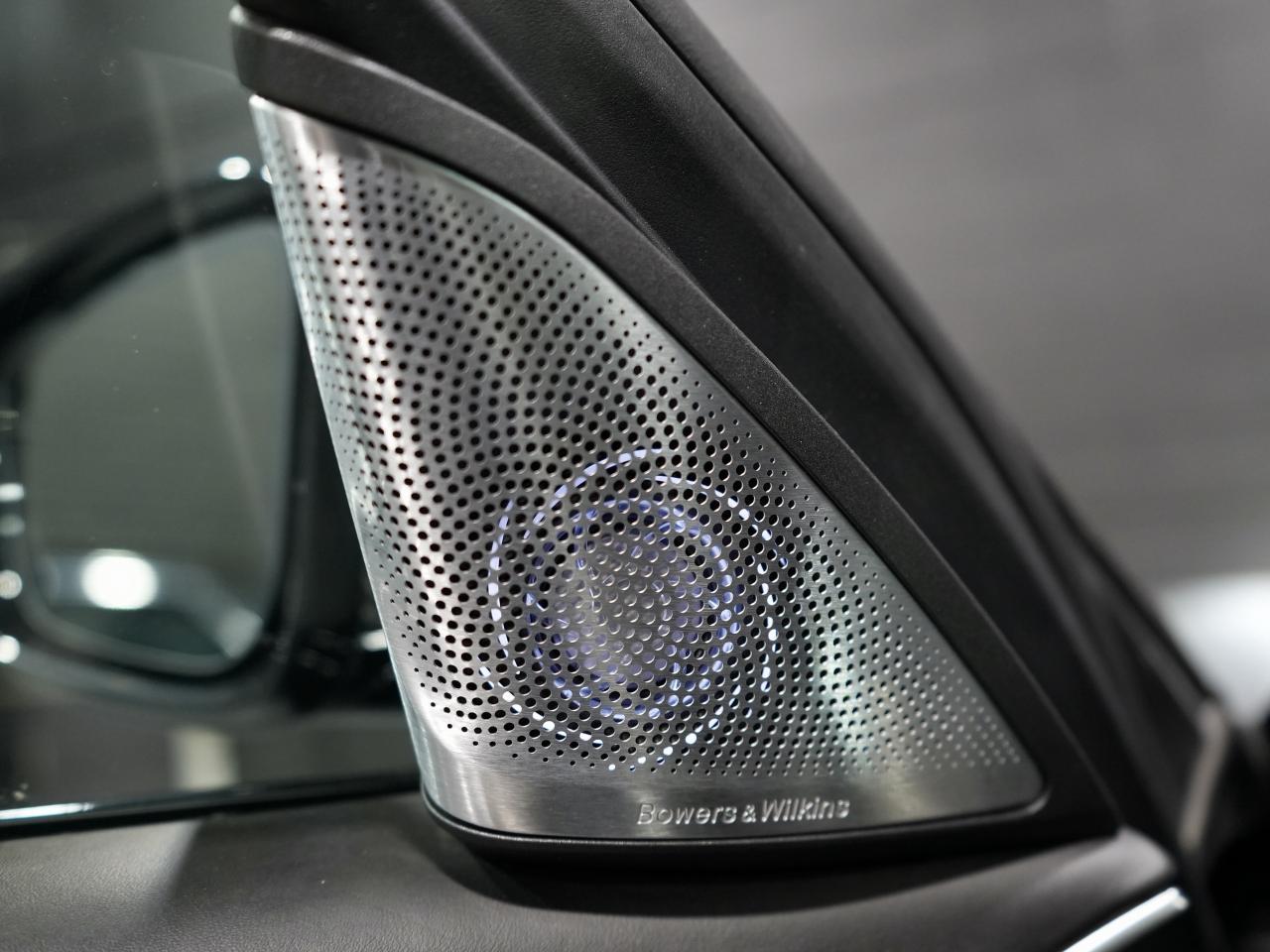 2019 BMW 5 Series M550i xDrive /HUD/360CAM/DRIVE ASSIST/ROOF/1-OWNER Photo