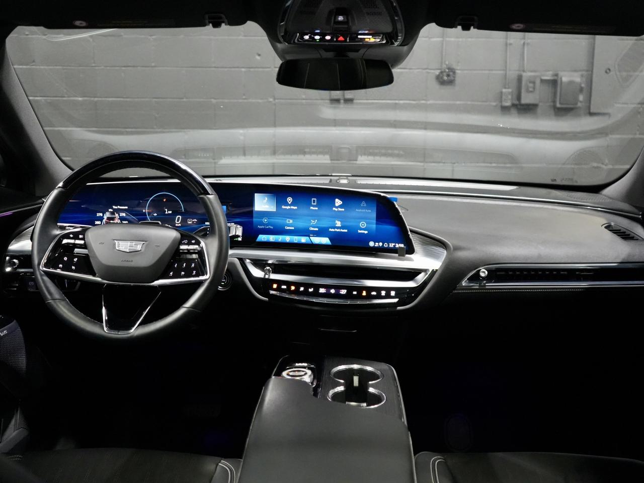 2024 Cadillac LYRIQ Sport w-1SJ/PANO/360CAM/ADAPTIVE CRUISE/1OWNER Photo