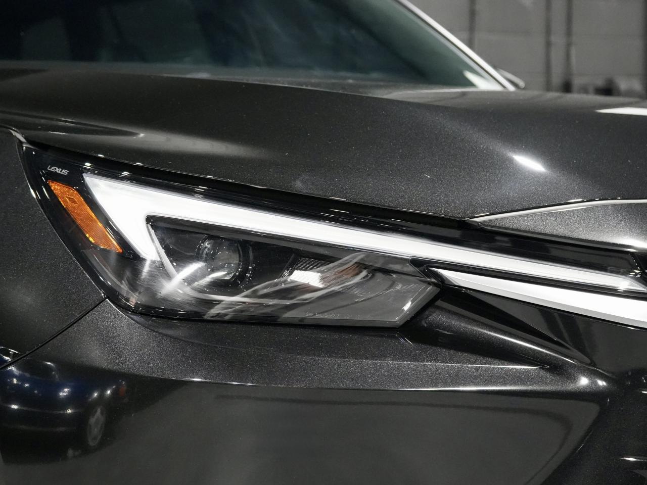 2024 Lexus TX TX 500h/PANO/22 IN RIM/NAV/NO ACCIDENT/1-OWNER Photo