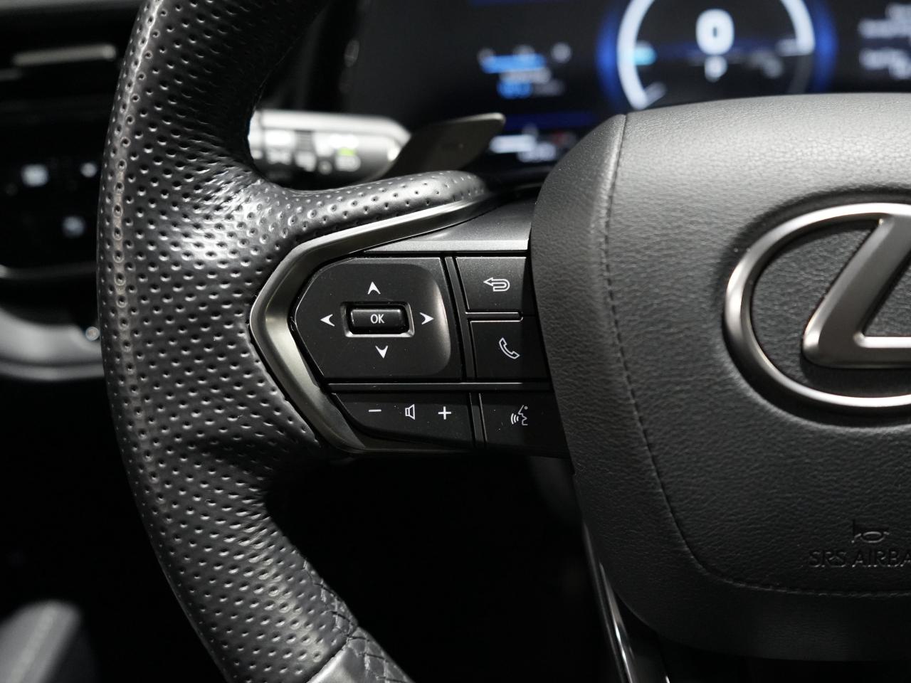 2024 Lexus TX TX 500h/PANO/22 IN RIM/NAV/NO ACCIDENT/1-OWNER Photo