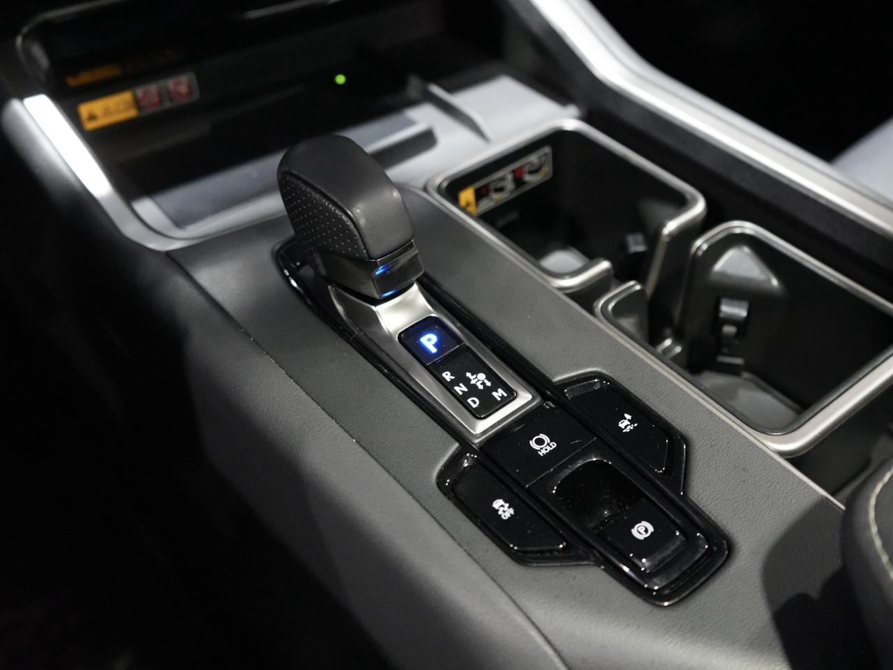 2024 Lexus TX TX 500h/PANO/22 IN RIM/NAV/NO ACCIDENT/1-OWNER Photo