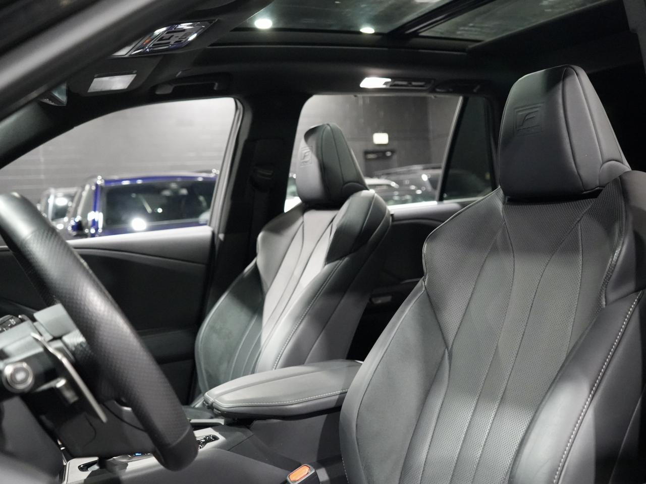 2024 Lexus TX TX 500h/PANO/22 IN RIM/NAV/NO ACCIDENT/1-OWNER Photo