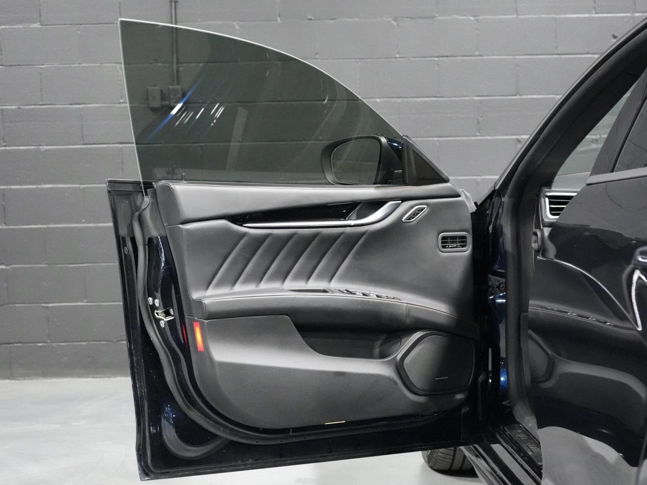 2021 Maserati Ghibli S Q4 GranLusso/ROOF/360 CAM/HARMAN K/NO ACCIDENT Photo