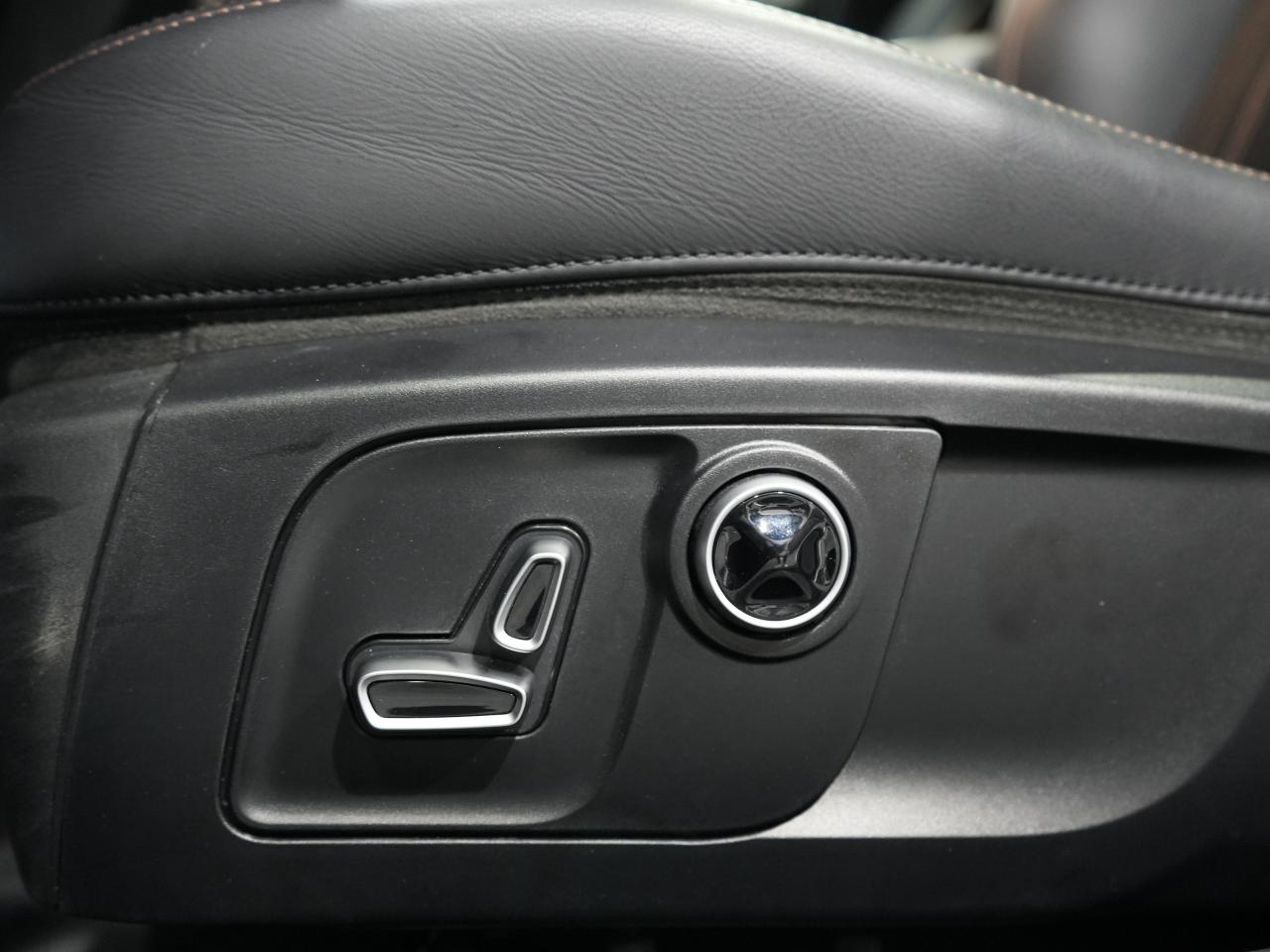 2021 Maserati Ghibli S Q4 GranLusso/ROOF/360 CAM/HARMAN K/NO ACCIDENT Photo