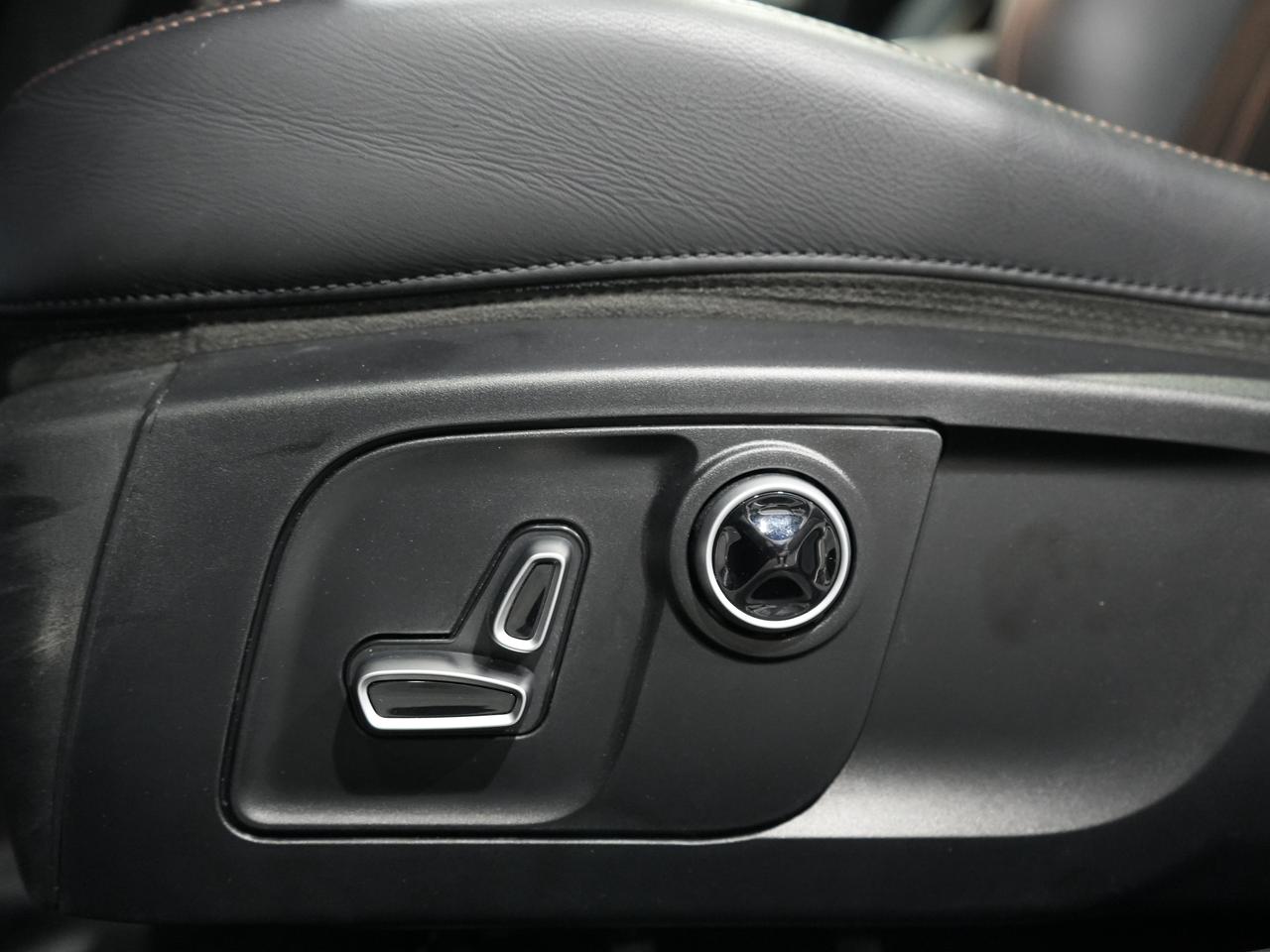 2021 Maserati Ghibli S Q4 GranLusso/ROOF/360 CAM/HARMAN K/NO ACCIDENT Photo