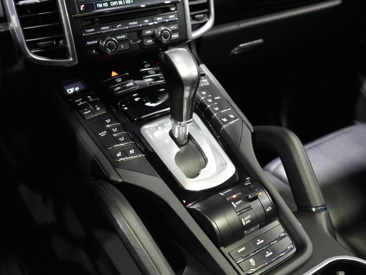 2016 Porsche Cayenne S E-Hybrid/360 CAM/PANO/NAV/BOSE/NO ACCIDENT Photo