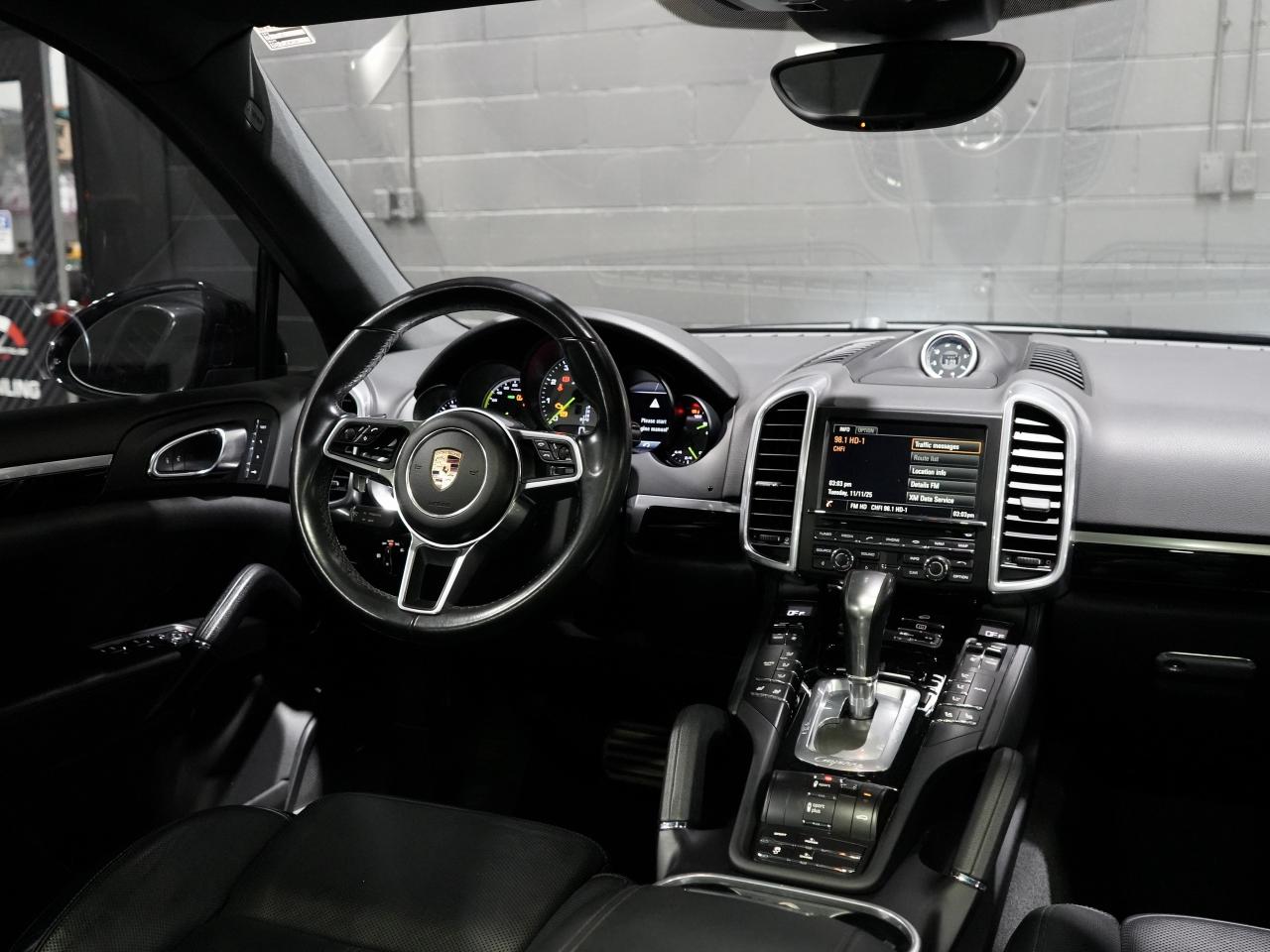 2016 Porsche Cayenne S E-Hybrid/360 CAM/PANO/NAV/BOSE/NO ACCIDENT Photo