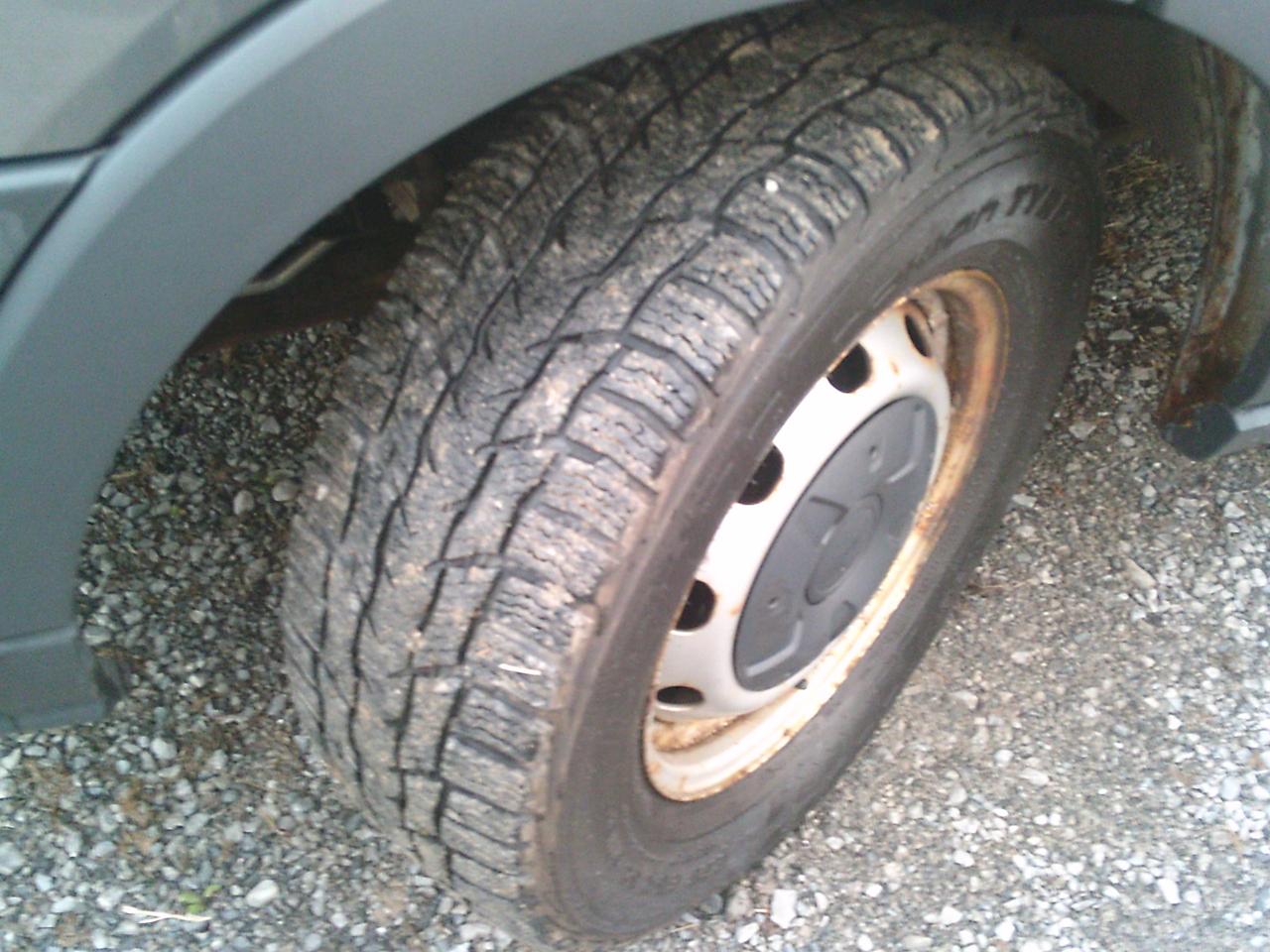 2015 Ford Transit T-150 130  Low Roof XL Sliding RH Dr - Photo #28