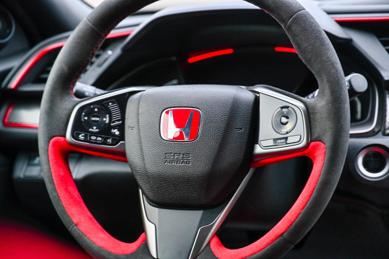 2018 Honda Civic Type R |TYPE-R|MANUAL| JUST REDUCED FOR YOU! Photo