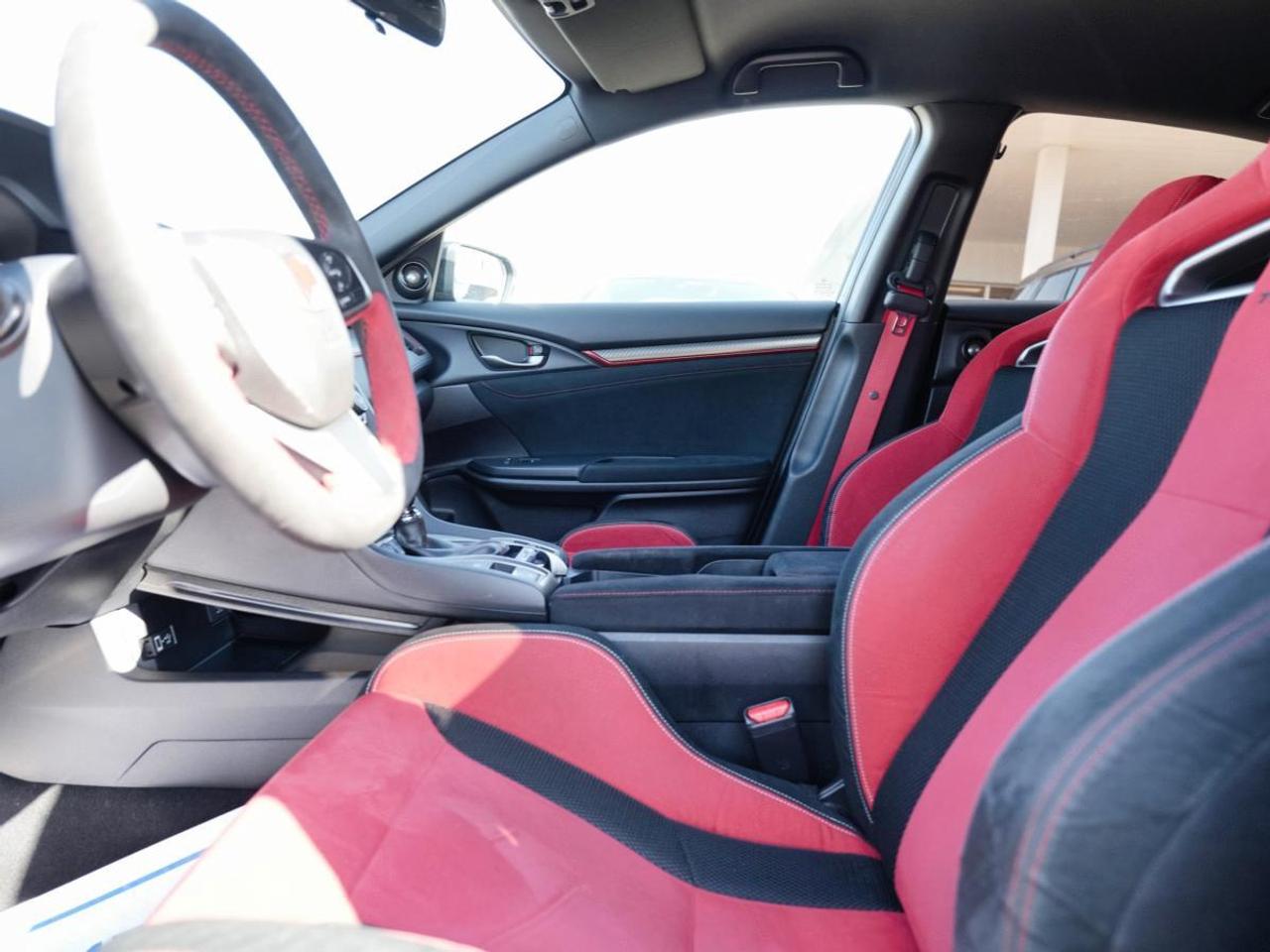 2018 Honda Civic Type R TYPE-R MANUAL JUST REDUCED FOR YOU! Photo