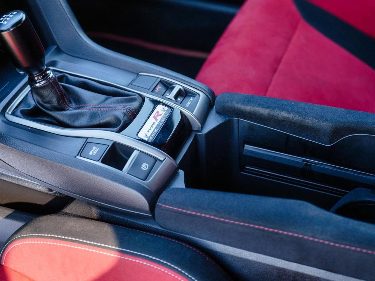 2018 Honda Civic Type R TYPE-R MANUAL JUST REDUCED FOR YOU! Photo