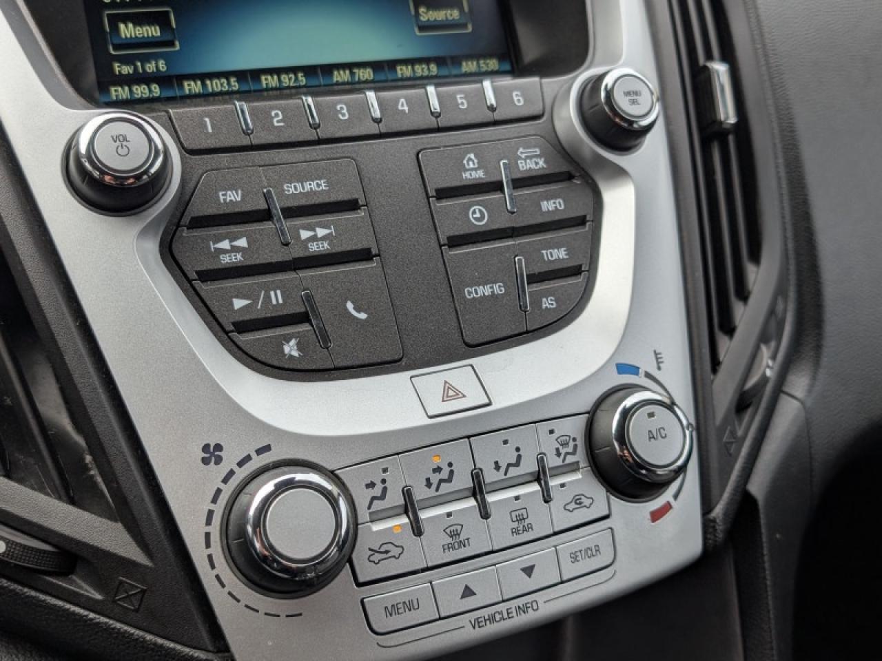 2017 Chevrolet Equinox LS  **LOW MILEAGE - AWD** Photo