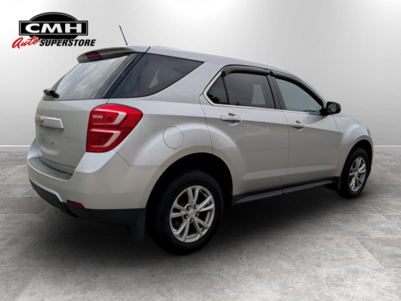 2017 Chevrolet Equinox LS  **LOW MILEAGE - AWD** Photo4