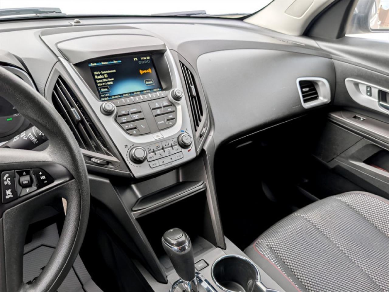 2017 Chevrolet Equinox LS  **LOW MILEAGE - AWD** Photo