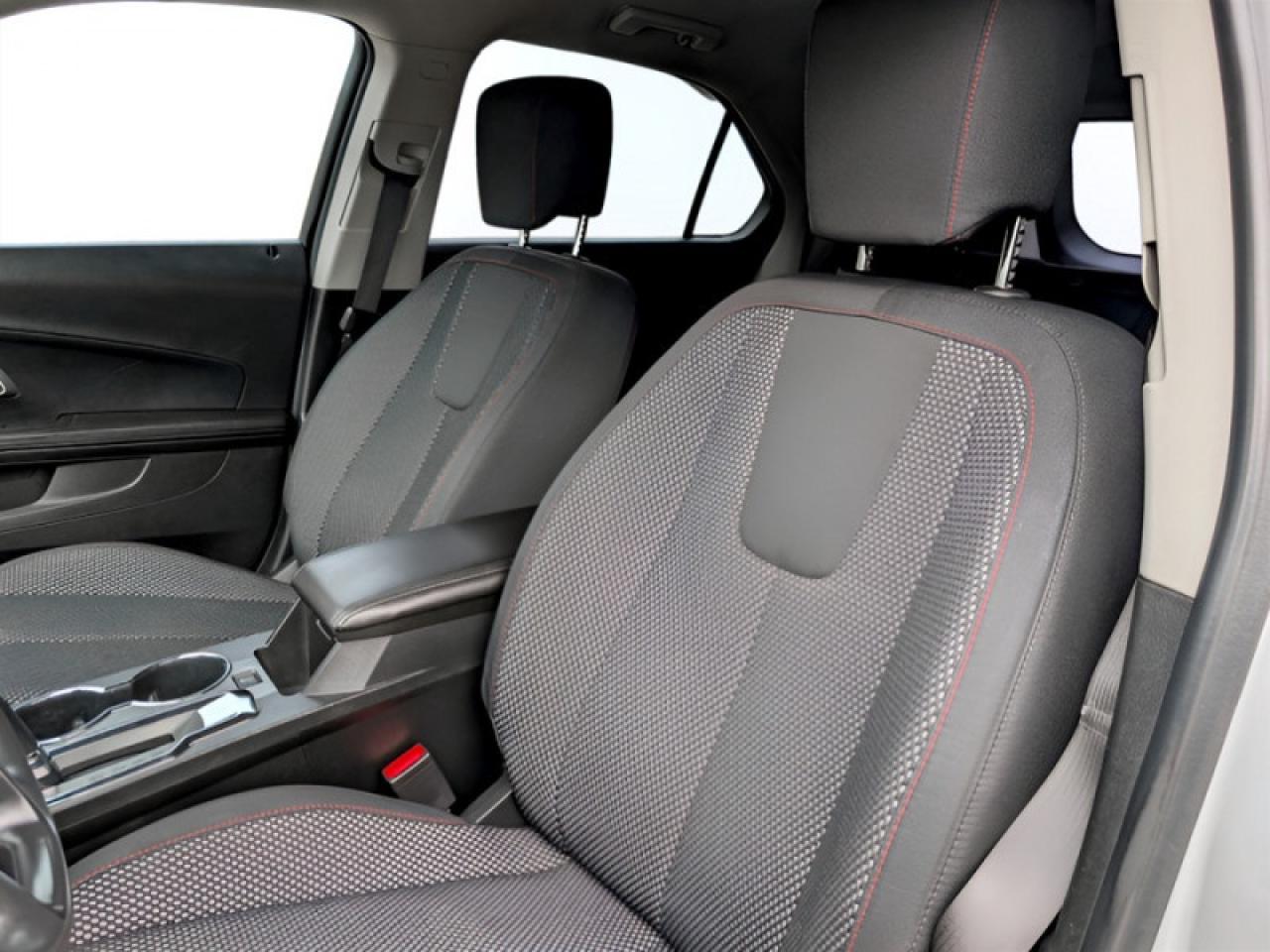 2017 Chevrolet Equinox LS  **LOW MILEAGE - AWD** Photo