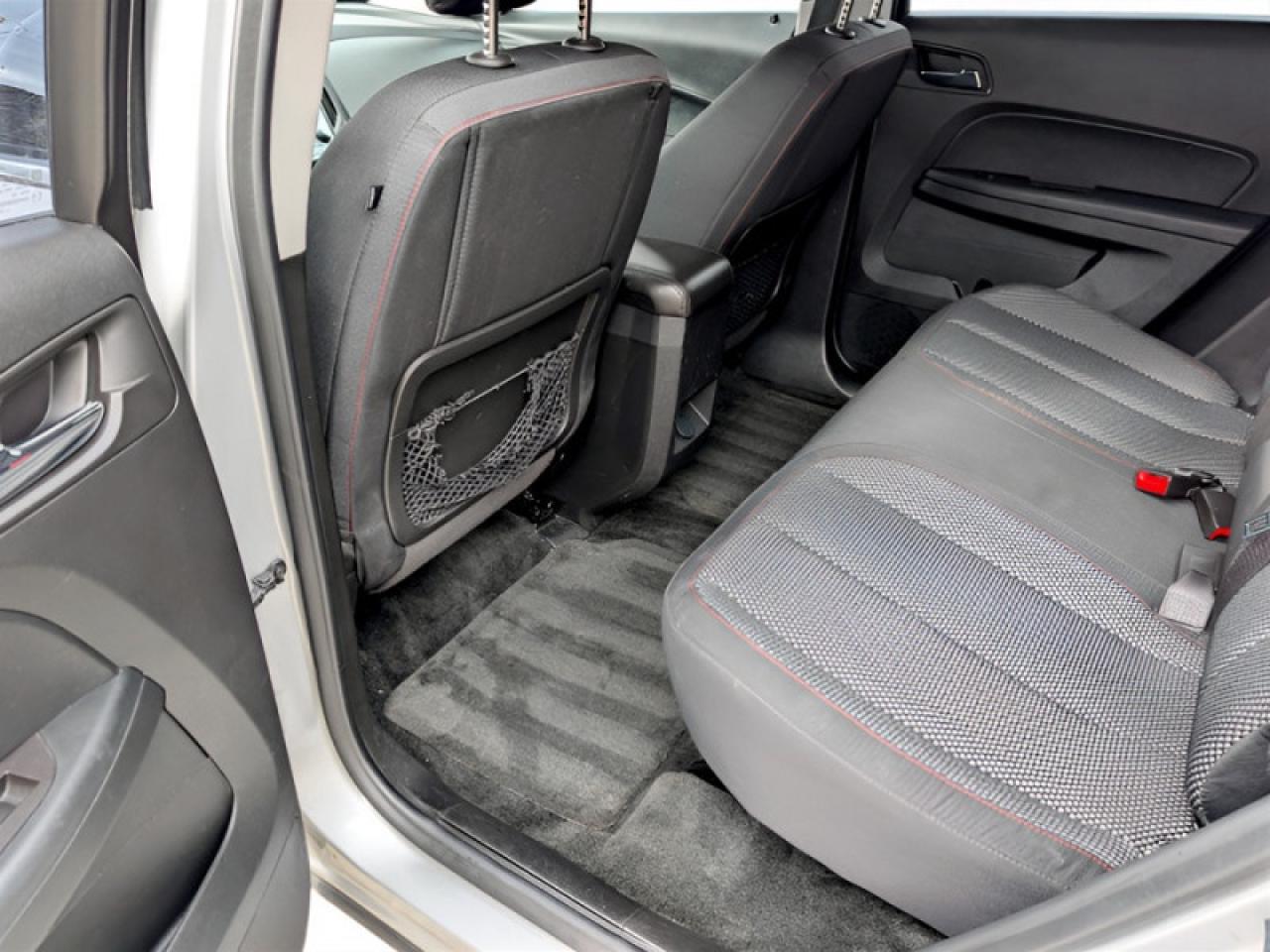 2017 Chevrolet Equinox LS  **LOW MILEAGE - AWD** Photo