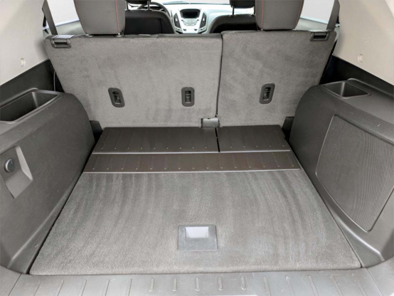 2017 Chevrolet Equinox LS  **LOW MILEAGE - AWD** Photo