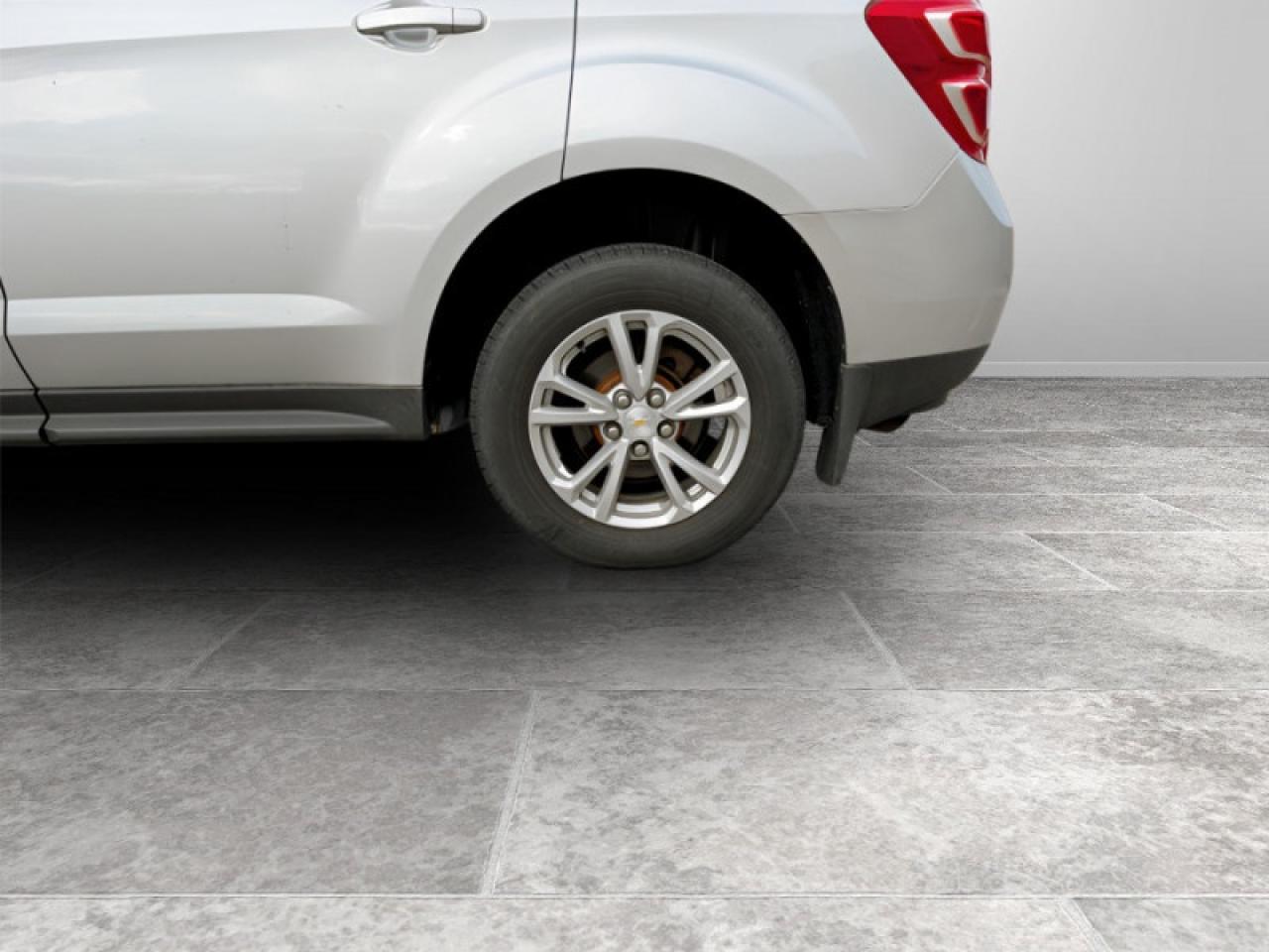 2017 Chevrolet Equinox LS  **LOW MILEAGE - AWD** Photo