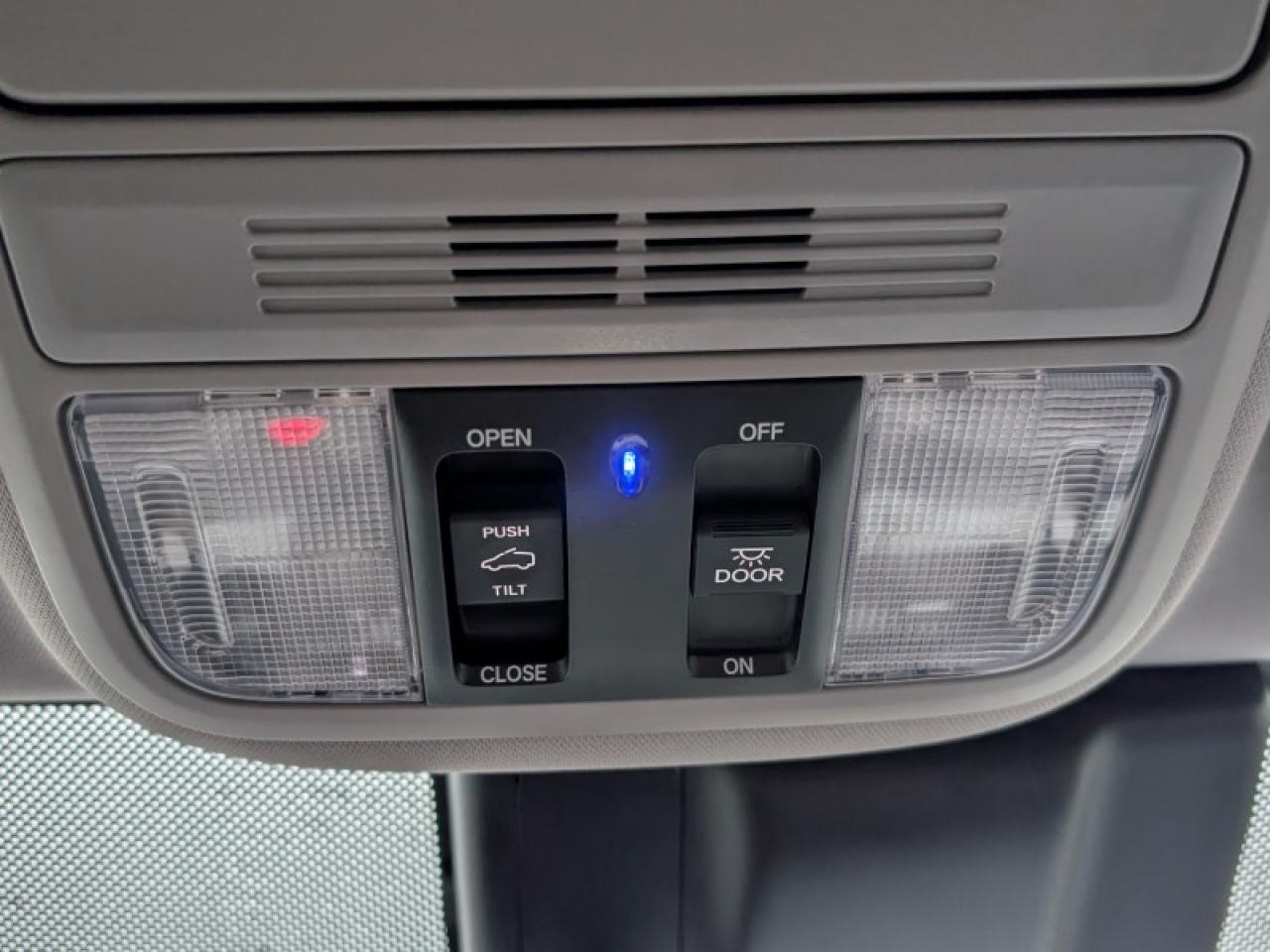 2019 Honda Odyssey EX Photo