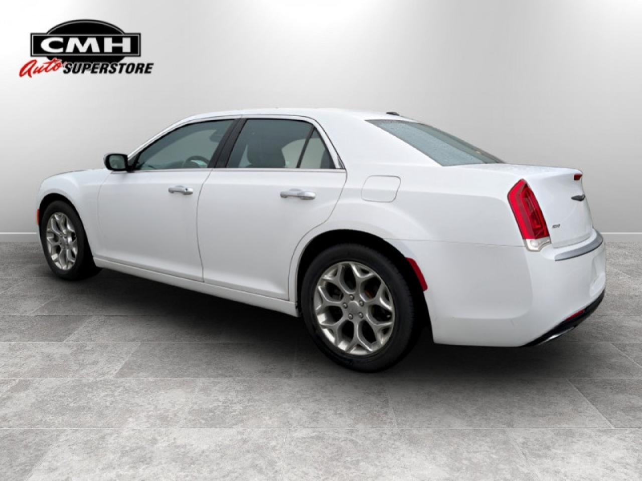 2016 Chrysler 300 Platinum  **LOADED - V6 - AWD** Photo