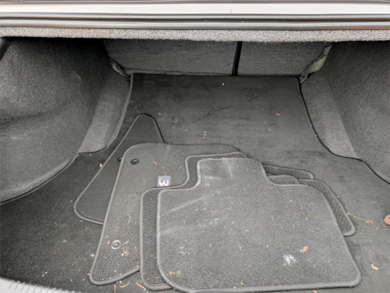 2016 Chrysler 300 Platinum  **LOADED - V6 - AWD** Photo