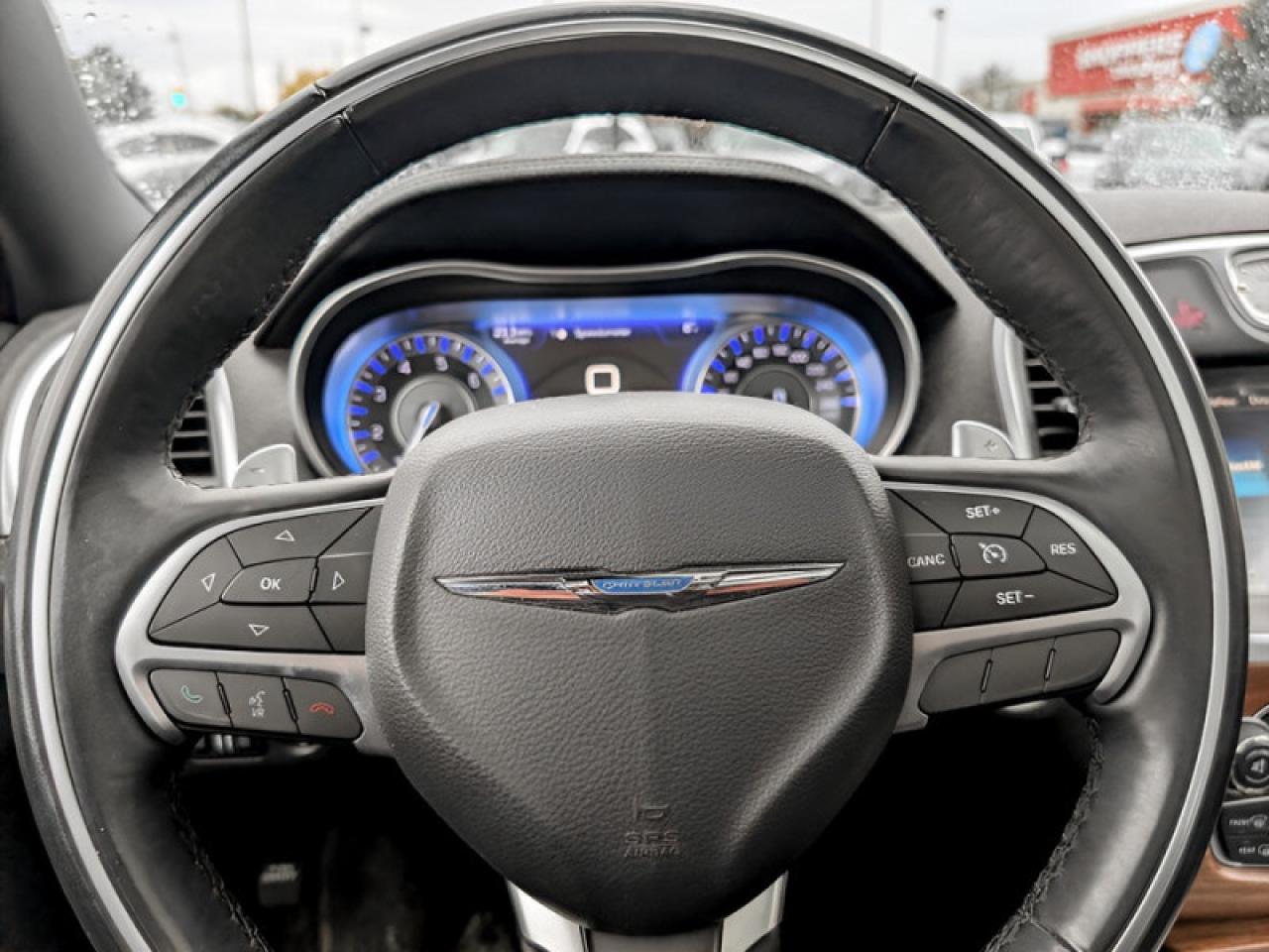 2016 Chrysler 300 Platinum  **LOADED - V6 - AWD** Photo