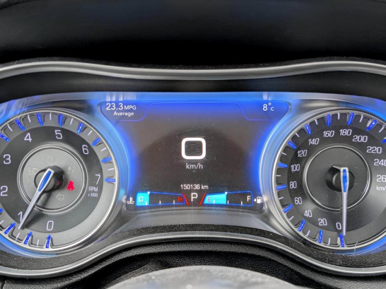 2016 Chrysler 300 Platinum  **LOADED - V6 - AWD** Photo