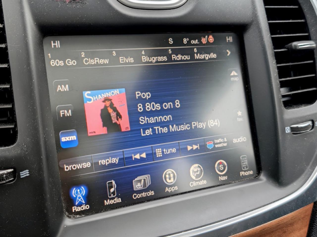 2016 Chrysler 300 Platinum  **LOADED - V6 - AWD** Photo