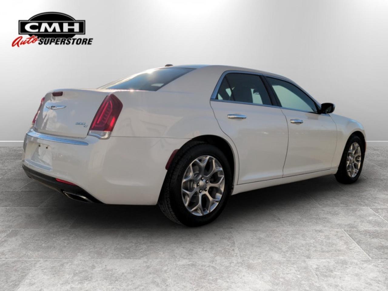 2016 Chrysler 300 Platinum  **LOADED - V6 - AWD** Photo