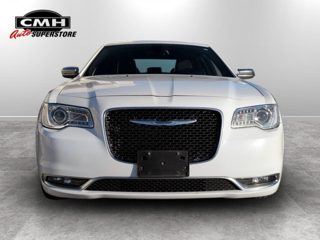 2016 Chrysler 300 Platinum  **LOADED - V6 - AWD** Photo