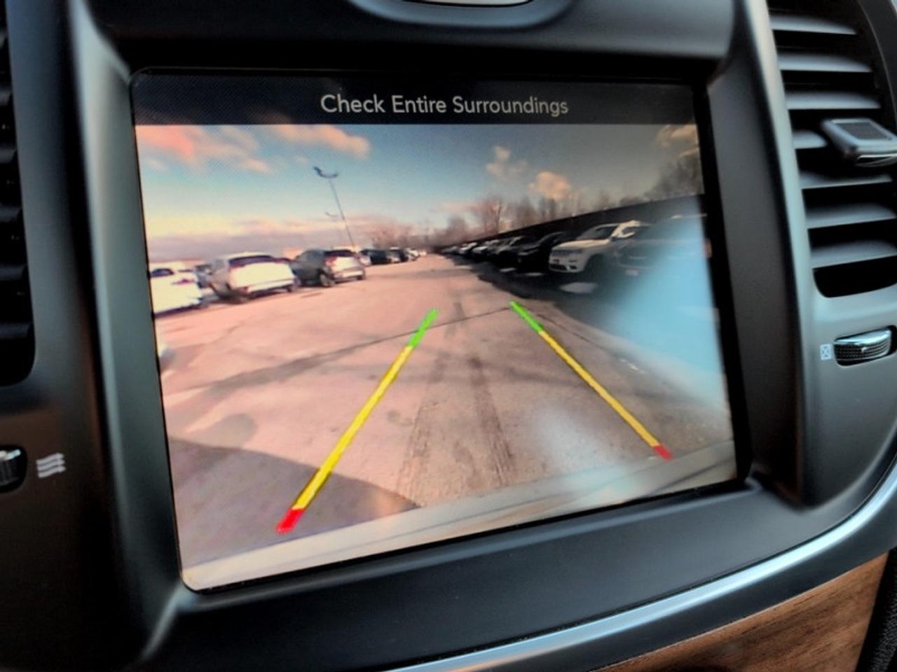 2016 Chrysler 300 Platinum  **LOADED - V6 - AWD** Photo