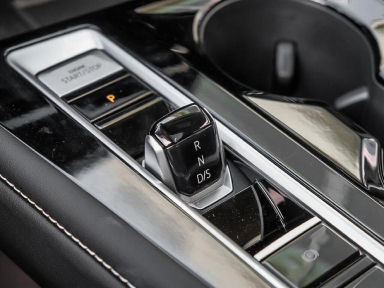 2026 Volkswagen Atlas Highline  - Leather Seats Photo