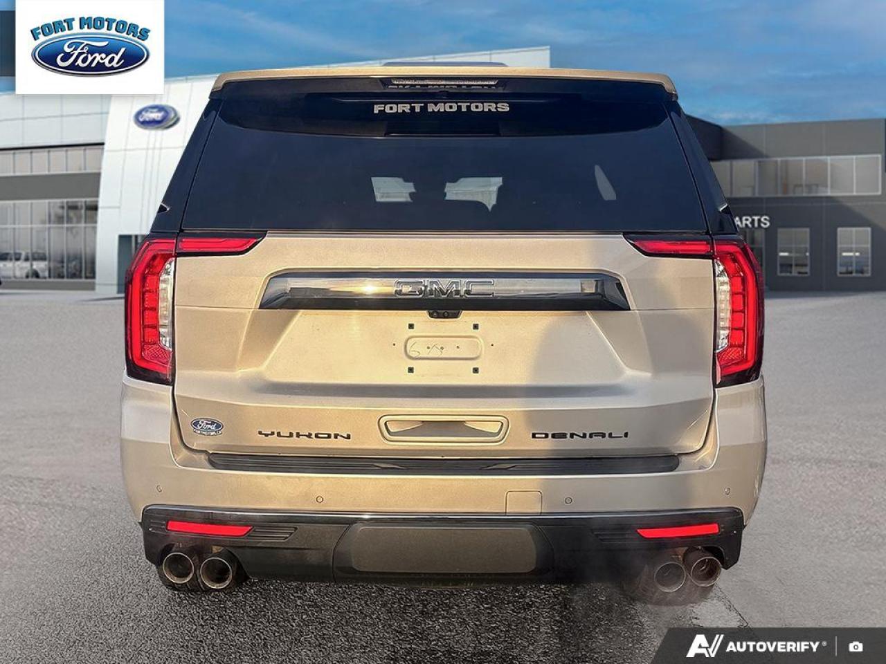 2023 GMC Yukon Denali Ultimate Photo4
