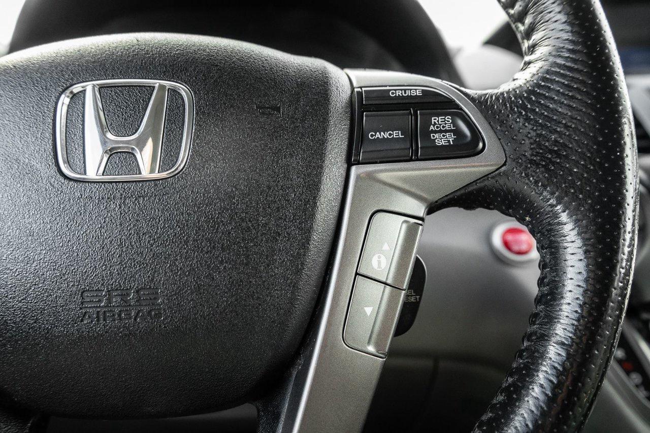 2017 Honda Odyssey Touring Photo