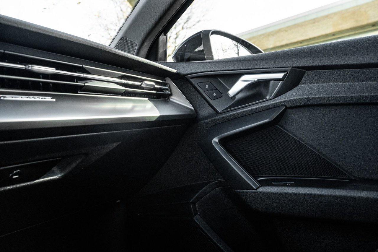 2022 Audi A3 Sedan KOMFORT Photo