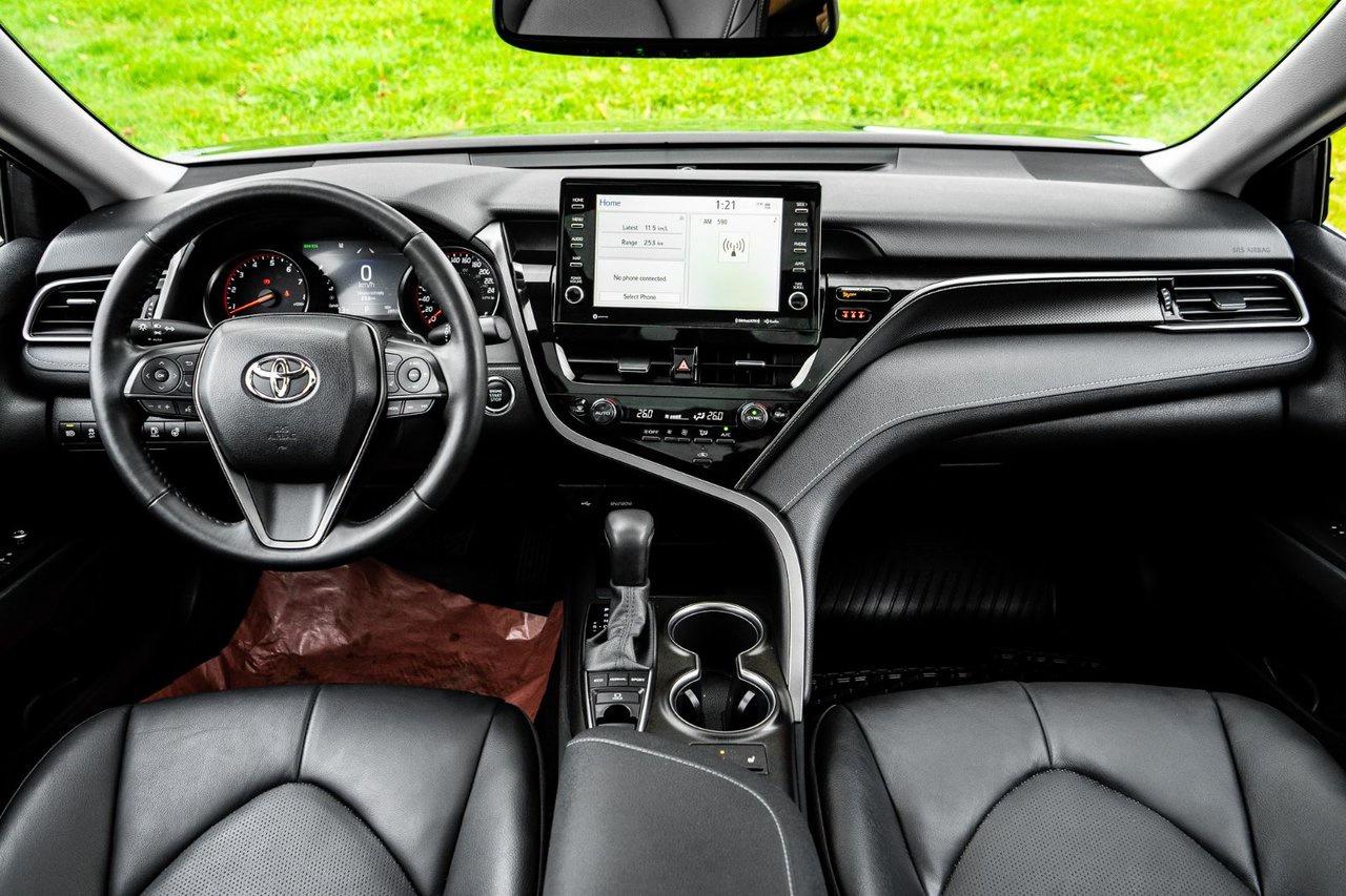 2022 Toyota Camry XSE Photo