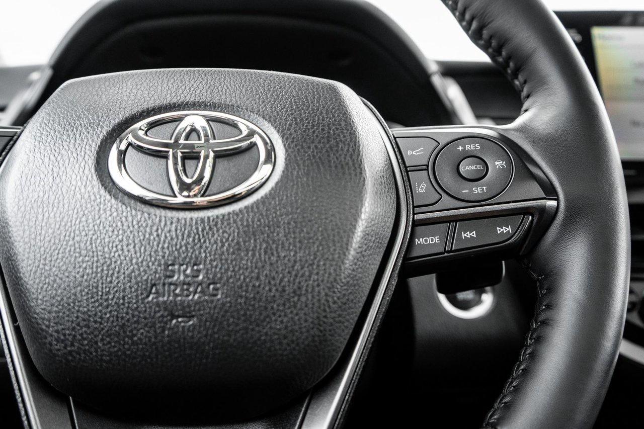 2022 Toyota Camry XSE Photo