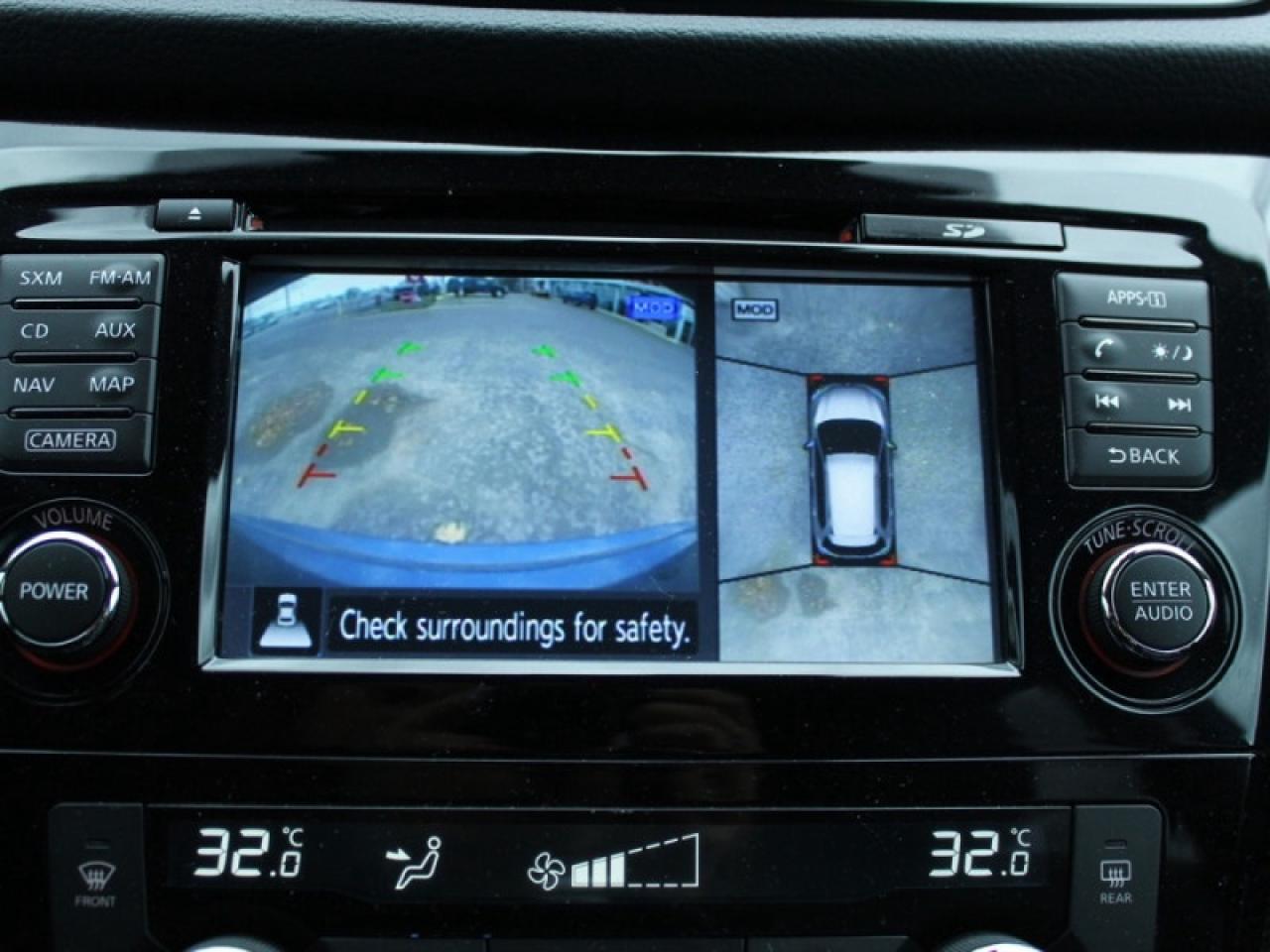 2017 Nissan Rogue SL Platinum  - Sunroof -  Navigation Photo