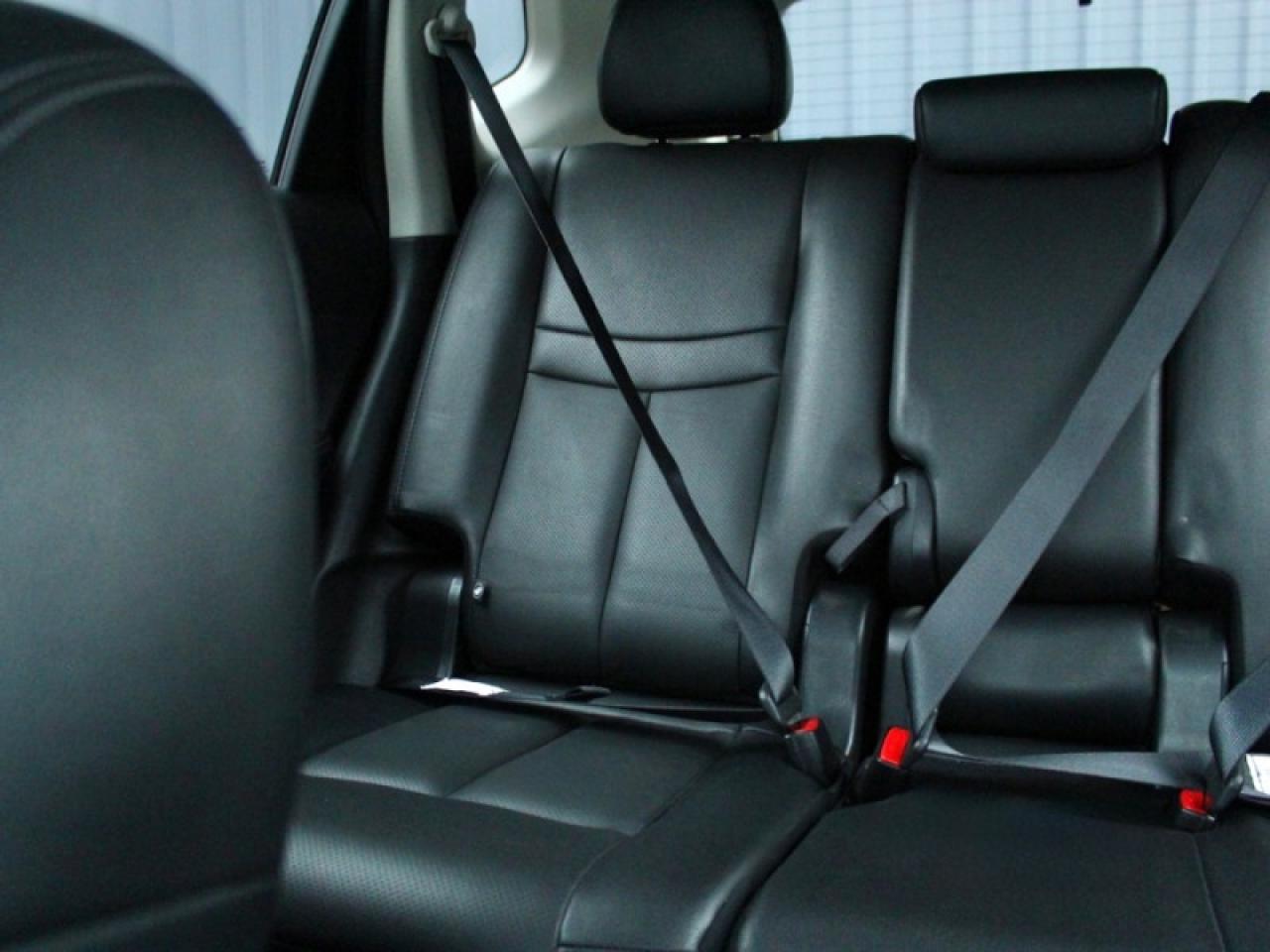 2017 Nissan Rogue SL Platinum  - Sunroof -  Navigation Photo