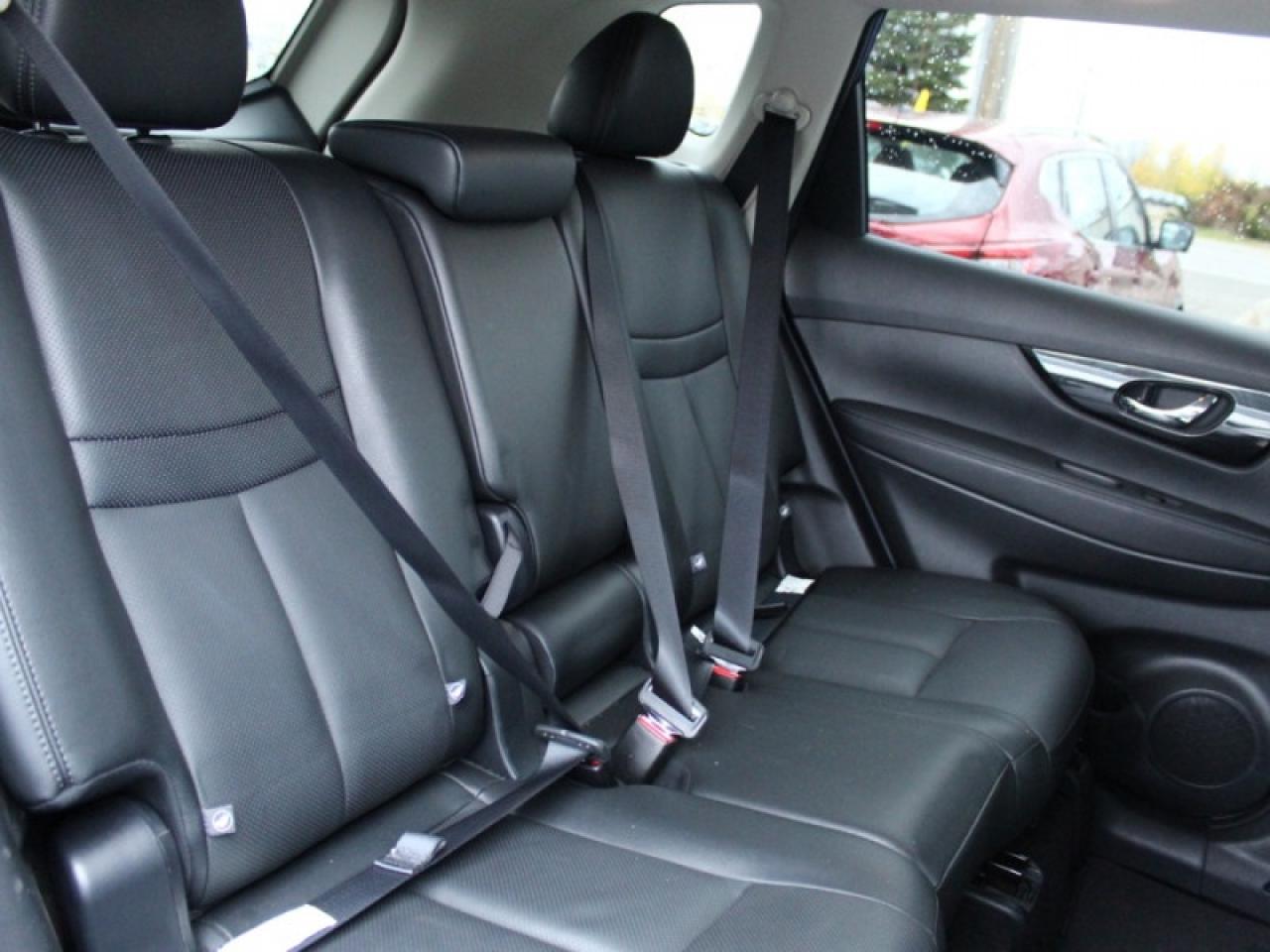 2017 Nissan Rogue SL Platinum  - Sunroof -  Navigation Photo