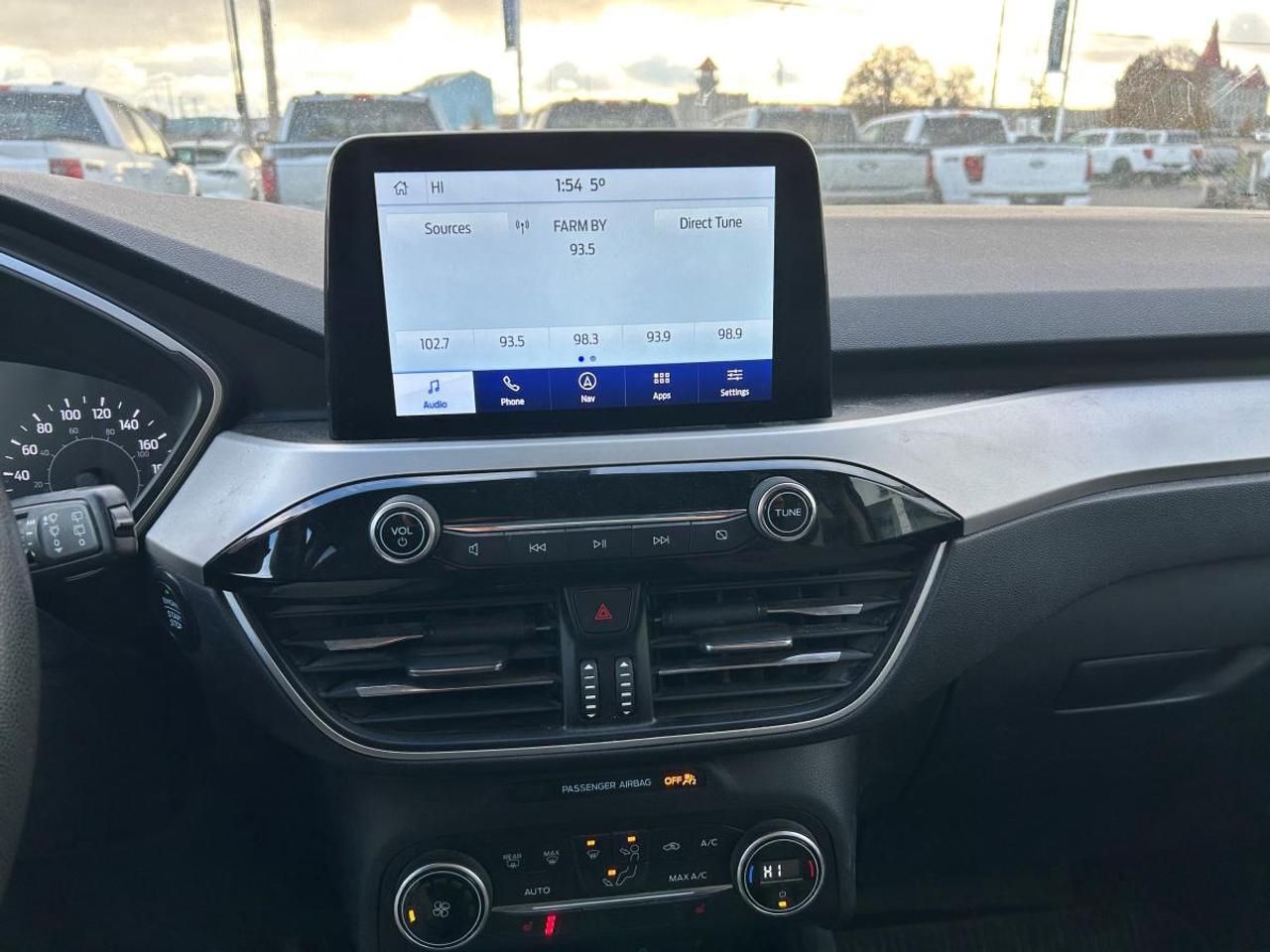 2020 Ford Escape SE Photo