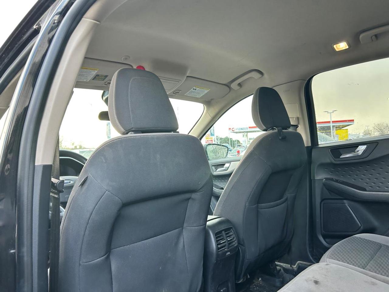 2020 Ford Escape SE Photo