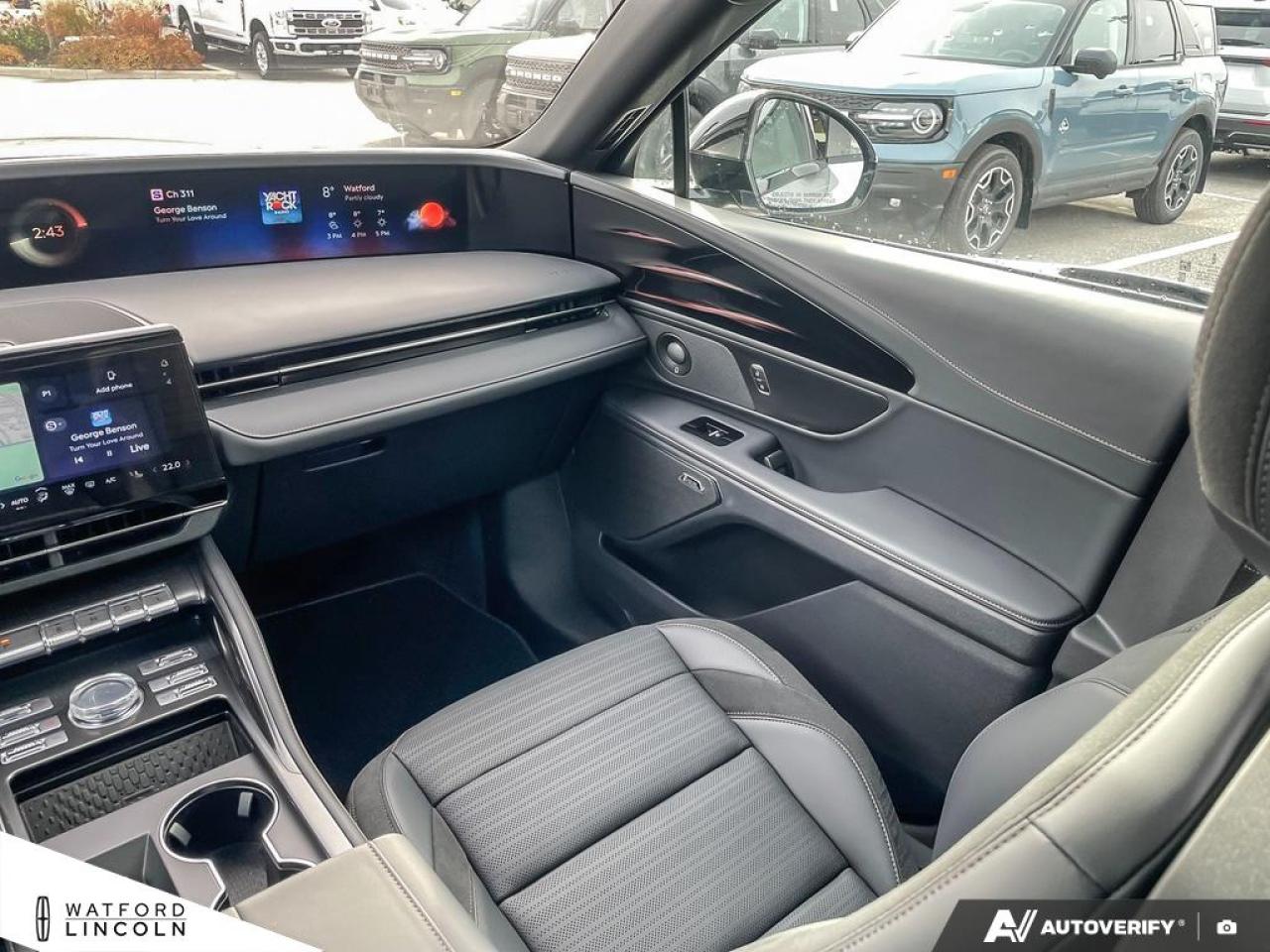 2025 Lincoln Nautilus RESERVE Photo