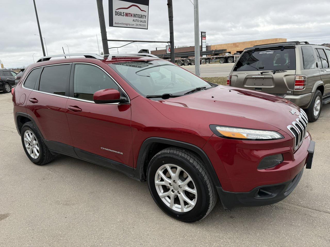 Used 2017 Jeep Cherokee North edition only 106,000 km awd 4 cyl great options with winters for sale in West Saint Paul, MB