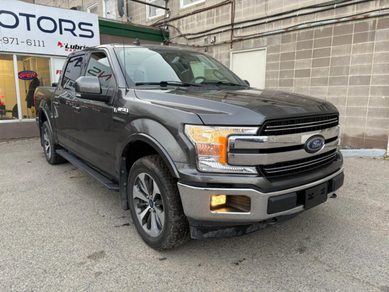 Used 2019 Ford F-150 Lariat 4WD Supercrew 5.5 Box for sale in Calgary, AB