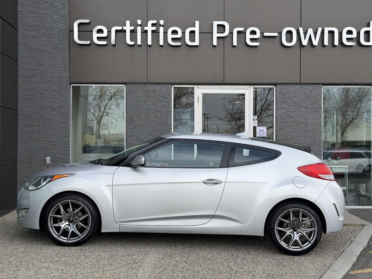 Used 2013 Hyundai Veloster w/ AUTOMATIC / LOW KMS for sale in Calgary, AB